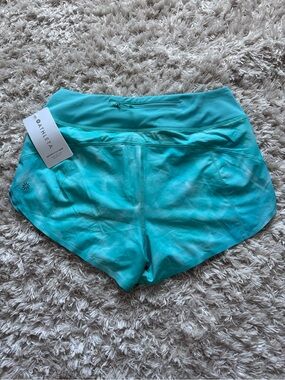 Athleta Run With It 3.5” Short Teal Tie Dye Small Side Slits Pocket